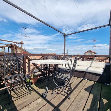 Biennale Terrace Apartment Venice Exterior photo