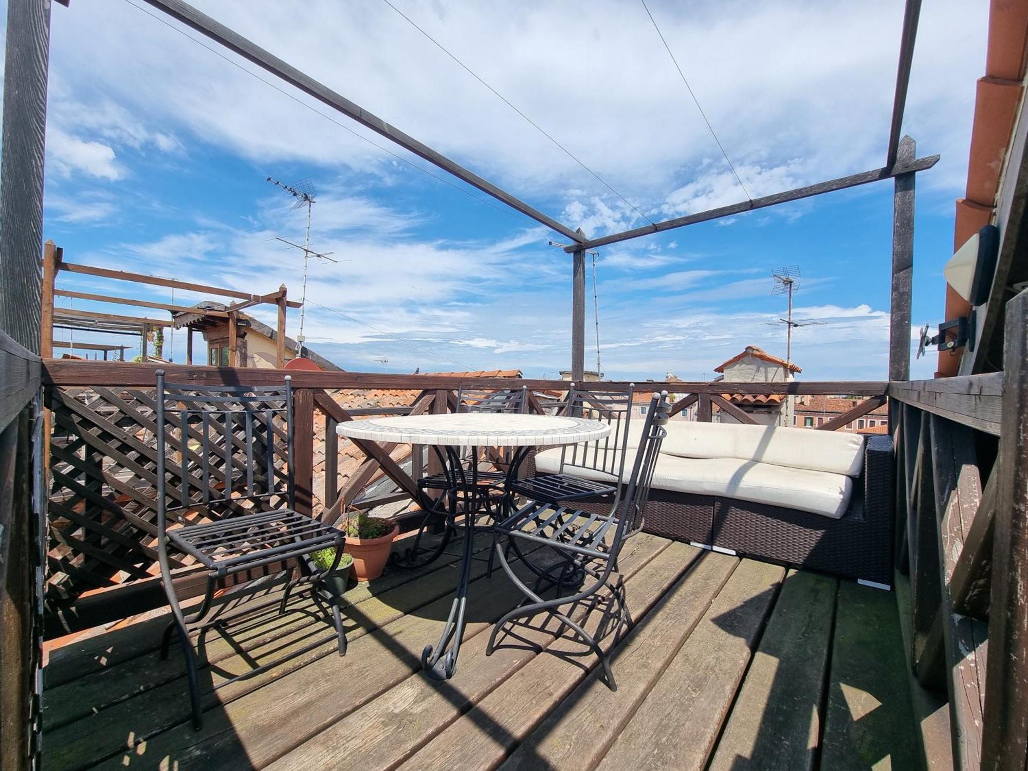 Biennale Terrace Apartment Venice Exterior photo